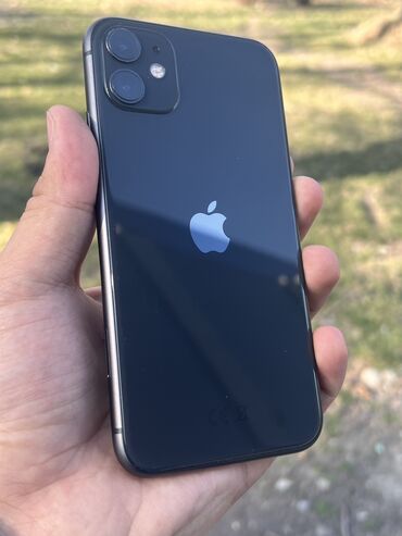 Apple iPhone: IPhone 11, Б/у, 128 ГБ, Черный, 77 %