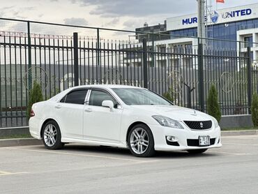 зимняя резина р18: Toyota Crown: 2009 г., 3.5 л, Автомат, Бензин, Седан