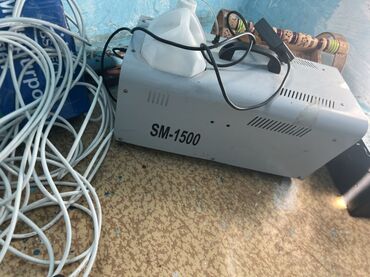 орехи пекан: Мощный генератор тумана Fogger 1200W в сером корпусе предназначен для