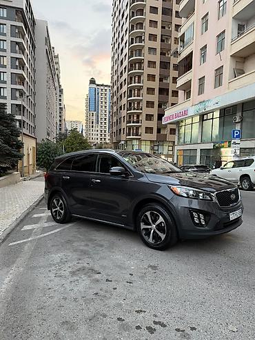 Kia: Kia Sorento EX AWD – tünd boz rəngli 5 nəfərlik krossover - — 1