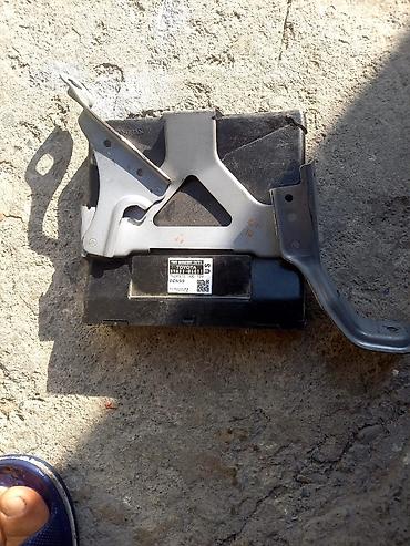 Другие детали для мотора: Продаю запчасти на Камри 50.проводка. подкапотная гибрид и блок — 2