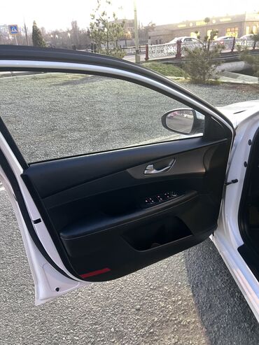 Kia: Kia K3: 2019 г., 1.6 л, Вариатор, Бензин, Седан — 10