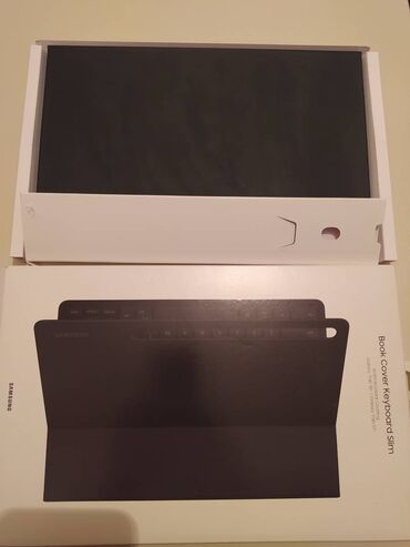 samsung galaxy tab a: Magic Keyboard Samsung Galaxy Tab S7+ S7 FE S8+ Kontaktdan alınıb