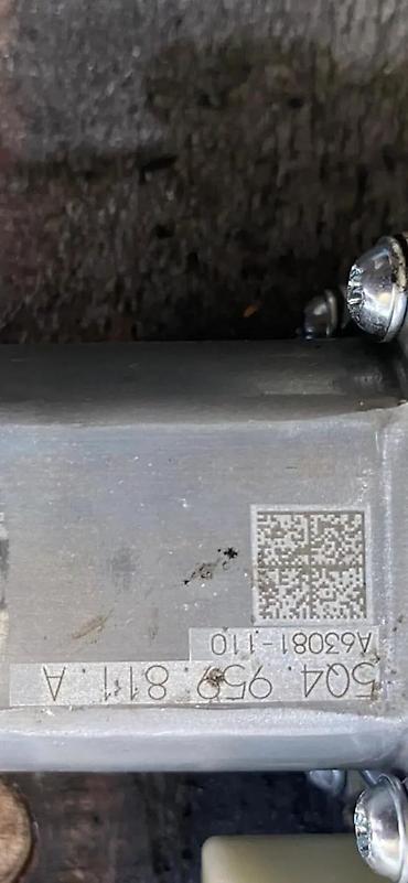 delovi alternatora: GOLF 7 DELOVI MOTOR LIC PODIZACA STAKLA 5Q4959811A | Audi vagen — 1