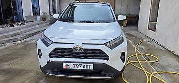 китайский автомобиль l7: Toyota RAV4: 2024 г., 2 л, Автомат, Бензин, Кроссовер — 6