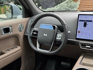 jac refine l6 max: Lixiang L7: 2025 г., 1.5 л, Автомат, Гибрид, Кроссовер — 6