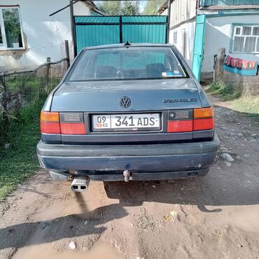 бутка авто: Volkswagen Vento: 1995 г., 1.8 л, Механика, Бензин, Седан