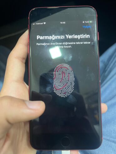 iphone z: IPhone 8 Plus, 64 GB, Qırmızı, Barmaq izi