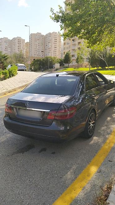 Mercedes-Benz: Mercedes-Benz E-Class: 2.2 l | 2009 il Sedan — 5