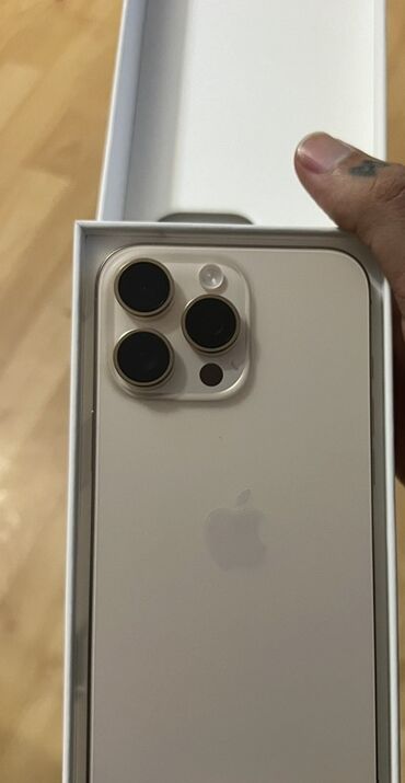 кызыл кыя айфон: IPhone 16 Pro Max, Серебристый, Коробка