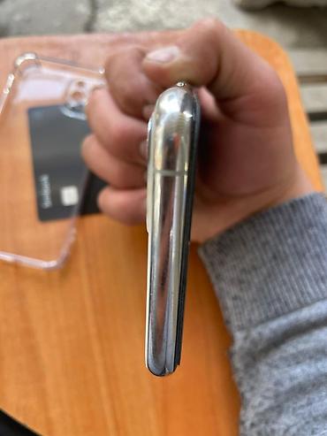 Apple iPhone: IPhone 11 Pro Max, Серебристый, Чехол — 6