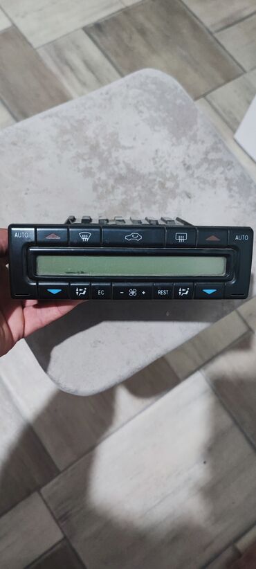 шины на x7: Климатты контролдоо блогу Mercedes-Benz 1997 г., Колдонулган, Оригинал, Франция
