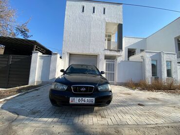 Hyundai: Hyundai Elantra: 2002 г., 2 л, Автомат, Бензин, Седан