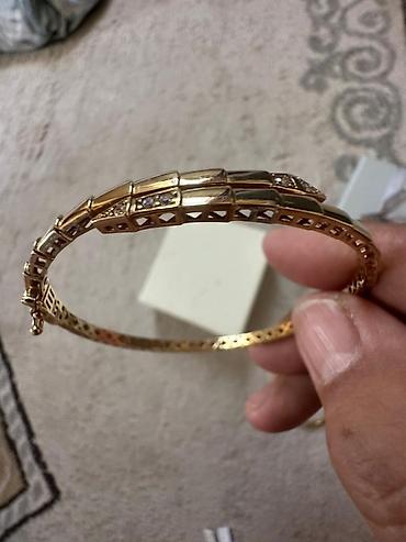 японские украшения: Грамм 8500 сом. Комплект ювелирных украшений — 1