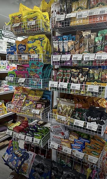 Коммерциялык мүлк: Продаётся магазин, Аламедин-1 50 квадрат, Есть всё, ( 2 кондиционера — 3