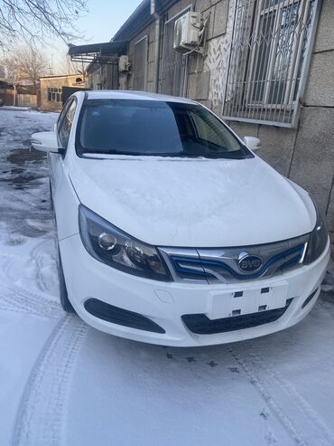 зимний резина 16: Электромобиль BYD e5 2019 г. Свежепригнанный, в отличном состоянии!