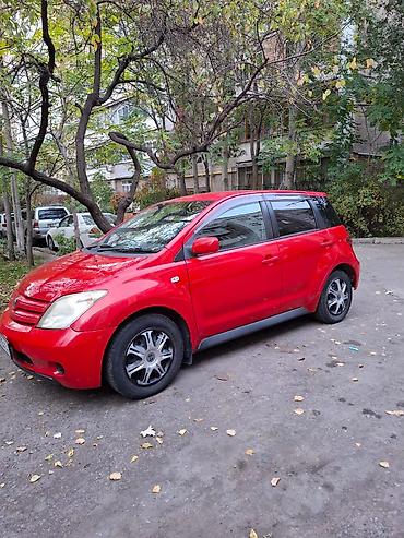 ravon r4: Toyota Ist: 2002 г., 1.3 л, Автомат, Бензин, Хэтчбэк — 3