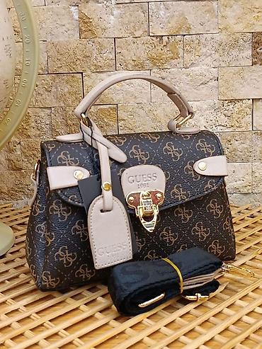 Torbe: GUESS 1981 ženska torba – mini satchel model - Dimenzije približno — 6