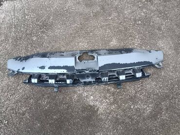 Auto delovi: Maska za Peugeot 307 model od 2001 do 2008god sa tragovima farbanja — 6