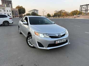 машины не дорого: Toyota Camry: 2014 г., 2.5 л, Автомат, Гибрид, Седан
