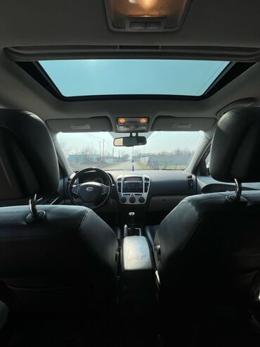 Kia: Kia Ceed: 1.6 l | 2007 il Hetçbek — 11