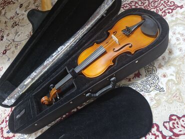купить скрипку бишкек: Продаётся скрипка . Брали и не пользовались поэтому состояние новое