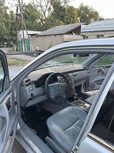 ешка автомат: Mercedes-Benz E-Class: 2002 г., 3.2 л, Автомат, Бензин, Седан — 5