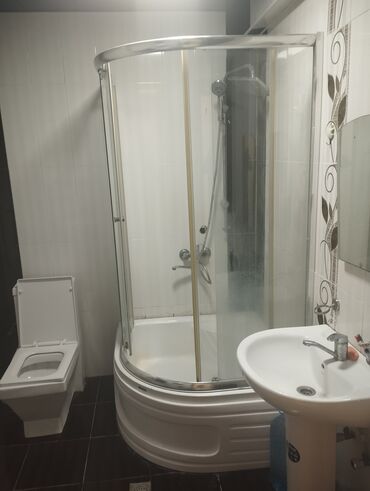 Mənzil kirayələyirəm: Kirayə üçün mənzil – dəhliz və sanitar qovşağı - Giriş və dəhliz — 3