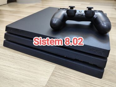 PS4 (Sony Playstation 4): Super vezyetde 1 orginal pultu var (teze) sistem 8.02 zavod plombasi