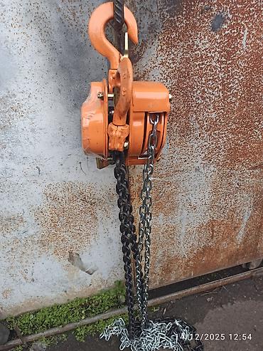 Alətlər: Məhsul: VITAL zəncirli əl talı (chain block) — 1 ton Xüsusiyyətlər: - — 5