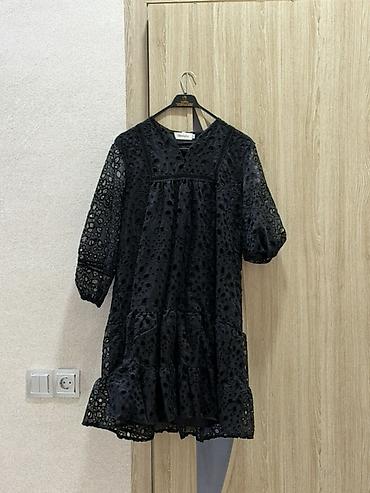 Qara rəngdə, qabarıq naxışlı (broderie anglaise tərzi) midi don. - lalafo.az -da Qara rəngdə, qabarıq naxışlı (broderie anglaise tərzi) midi don. -