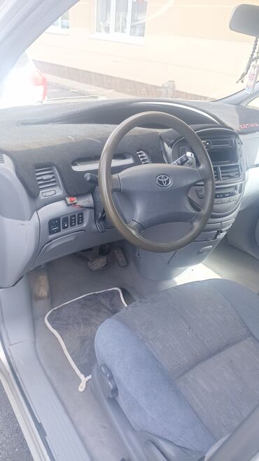связи с переездом: Toyota Previa: 2001 г., 2.4 л, Автомат, Бензин, Вэн/Минивэн