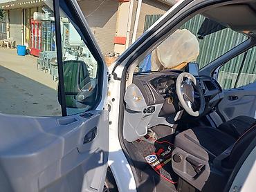 tank 3 pro: Ford Transit: 2.2 l | 2014 il Van body type — 8
