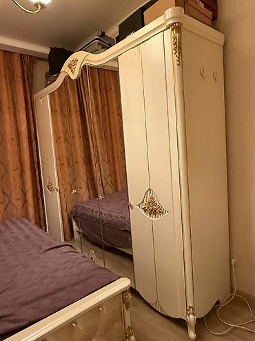 мольберт бу: Спальный гарнитур, Б/у, Двуспальная кровать, Шкаф, Тумба, Самовывоз, цвет - Бежевый — 3