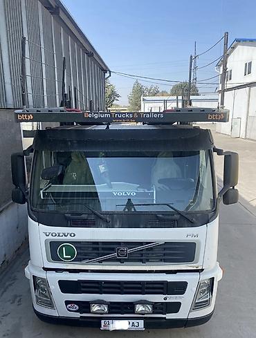 Тягачи: Тягач, Volvo, 2009 г., Автовоз — 4