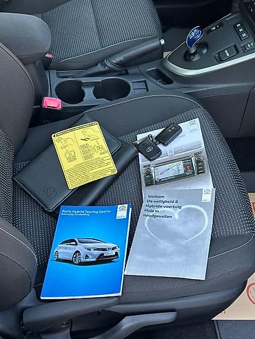 led lampalar: Toyota Auris Touring Sports Hybrid – gümüş rəngli, universaldır — 4