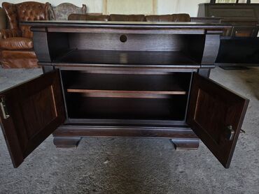 Komode: TV komoda od punog drveta, tamno bajcovana - Klasničan dizajn sa — 11