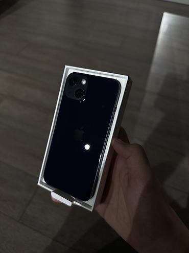 Apple iPhone: IPhone 13, Б/у, 128 ГБ, Midnight, Защитное стекло, Чехол, Коробка, 84 % — 1