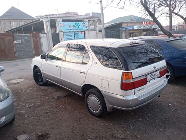 Nissan: Nissan R Nessa: 2000 г., 2 л, Автомат, Бензин, Минивэн — 9