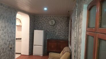 Uzunmüddətli kirayə mənzillər: Bileceride ploşada yaxin 300 nömreli mektebe yaxin 5/1 mertebesinde 2 — 5