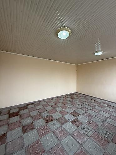 Продажа коттеджей и домов: 🏡 Продаётся дом в Новопавловке 📍 Адрес: ул. Мира, 18 📐 Площадь — 8