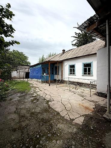 Продажа коттеджей и домов: В Сокулуке ( верхняя зона) продается просторный дом. 🏠 Участок 12 — 5