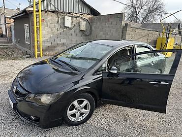 Honda: Honda Civic: 2009 г., 1.3 л, Вариатор, Гибрид, Седан — 2