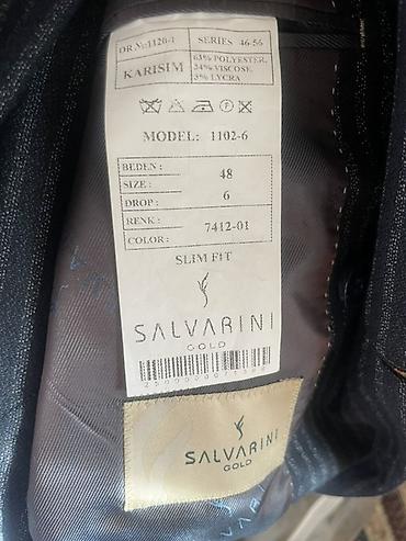 серебро блерик: Надевал трижды Двубортный мужской пиджак Salvarini Gold - Модель — 3
