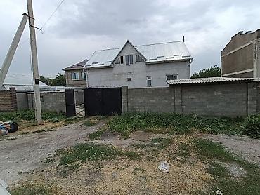 Продажа коттеджей и домов: Продаю Жилой дом. Ж/м Энесай. Участок-4,9с. по документам 6,2с по — 1