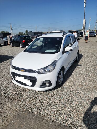 Chevrolet: Chevrolet Spark: 2016 г., 1 л, Автомат, Бензин, Универсал