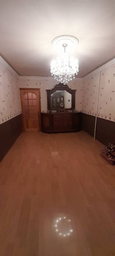 qaraçuxur kirayə mənzil: Qaracuxur qes 146 nom.mektebe yaxin 2 otaq bina evi 9/8 her bir ewyali
