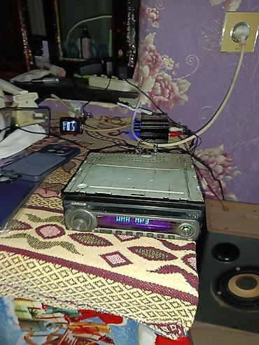 maqnitofon: Kenwood KDC-W4031 ancaq barter Xüsusiyyətlər: - Ön paneldə LCD ekran — 1