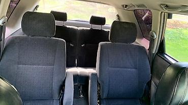троктир 82: Toyota Ipsum: 2003 г., 2.4 л, Автомат, Бензин, Минивэн — 7