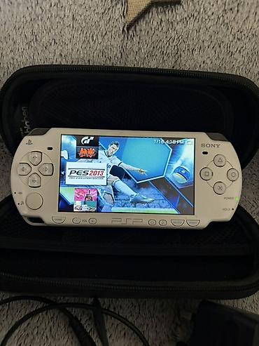 soyuducular ucuz: Sony PSP-3000, ağ rəng (UMD sürücülü, PSP loqolu arxa qapaq). Portativ — 2